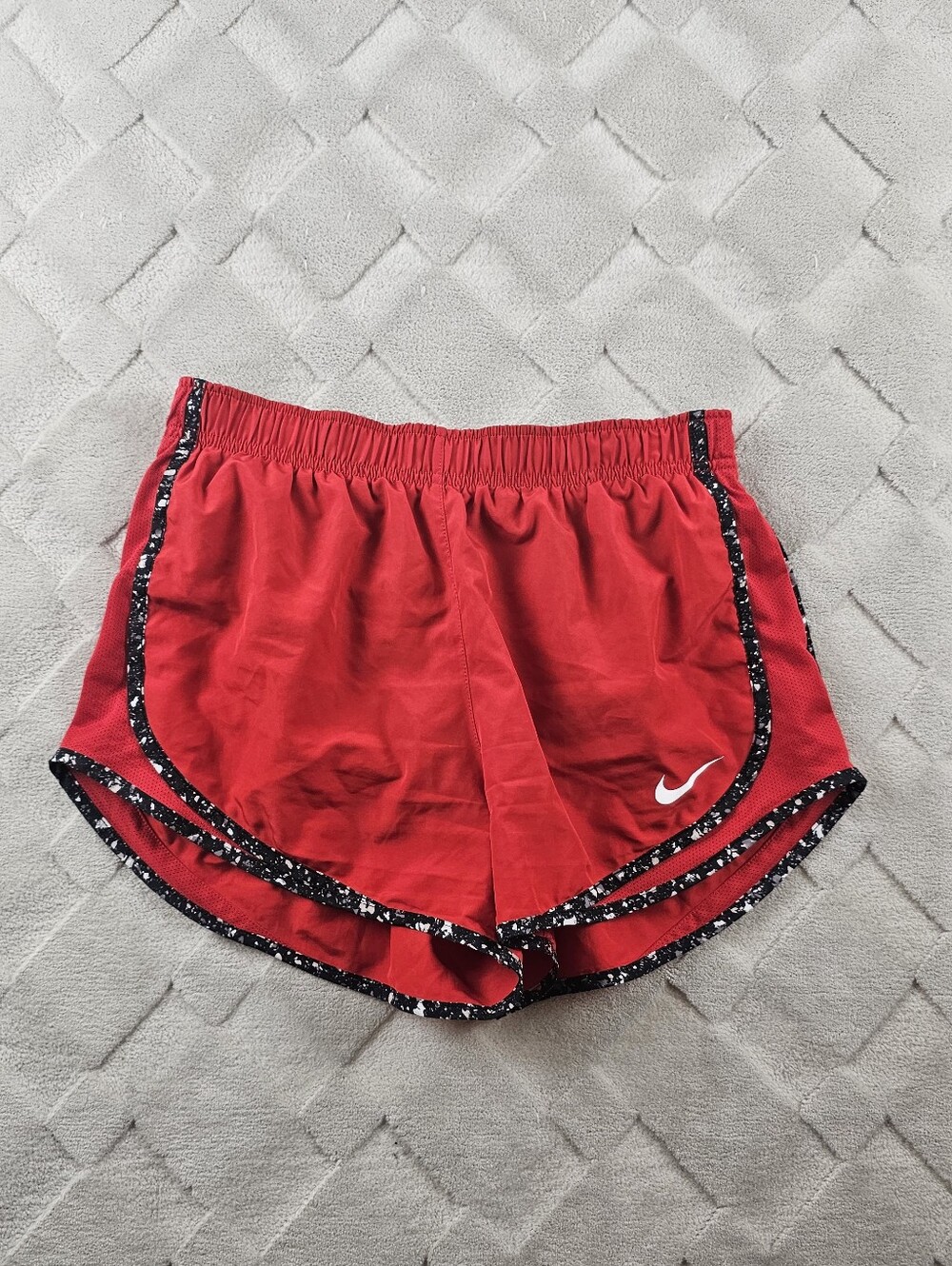 Nike Running Shorts Womens Medium Red Gym Yoga Walk Casual